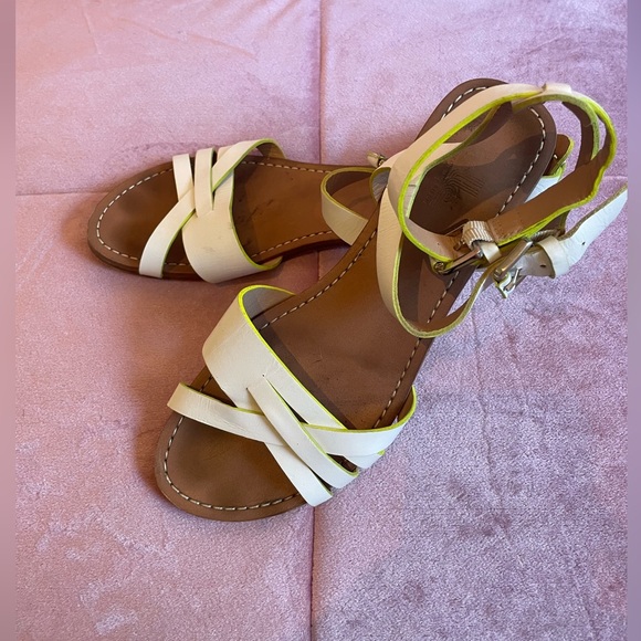 Sigerson Morrison White Sandals with Neon Yellow - Picture 3 of 4